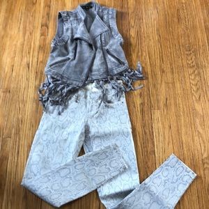 Women’s leather like skinny jeans